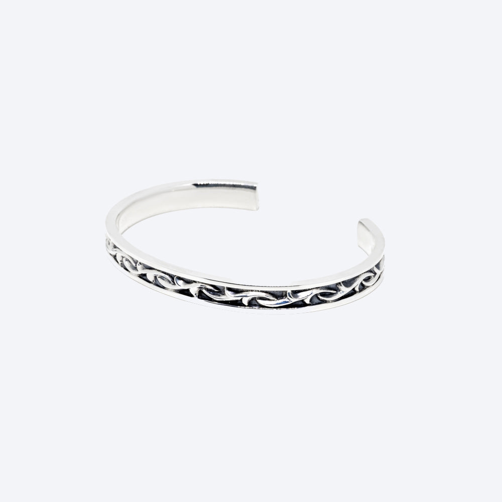 Arabesque Pattern Bangle